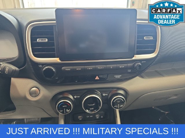 Used 2026 Hyundai Venue SEL FWD image 20
