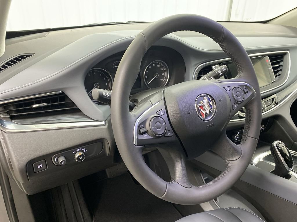 Used 2021 Buick Enclave Essence FWD image 14