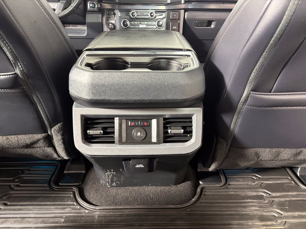 Used 2025 Ford F350 Lariat w/ Black Appearance Package AWD/4WD image 22