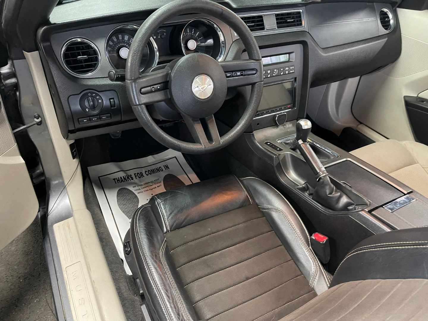 Used 2011 Ford Mustang GT RWD image 12