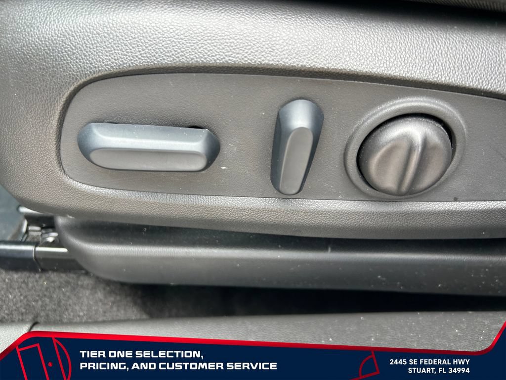 Used 2023 Buick Encore GX Select w/ Sport Touring Package AWD/4WD image 15