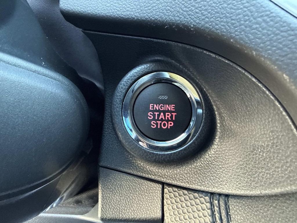 Used 2019 Subaru Forester Premium AWD/4WD image 38