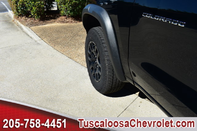 Certified 2024 Chevrolet Colorado Trail Boss w/ Advanced Trailering Package AWD/4WD image 17