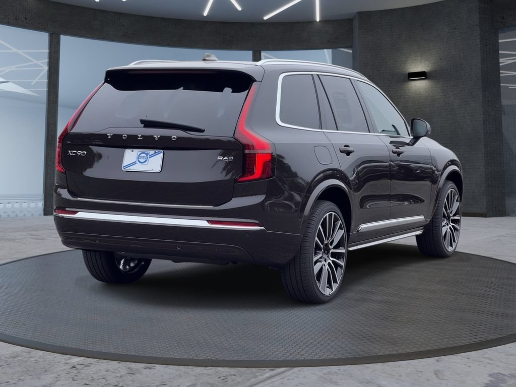New 2026 Volvo XC90 B6 Plus w/ Protection Package Premier AWD/4WD image 4
