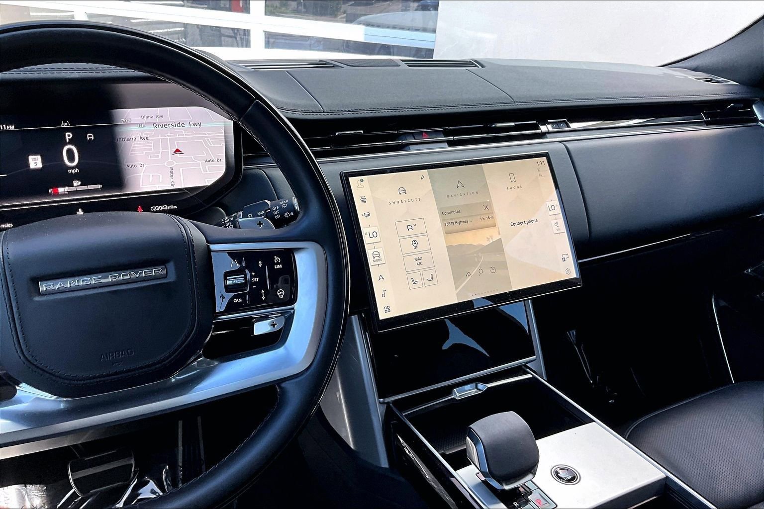 Used 2024 Land Rover Range Rover SE image 6