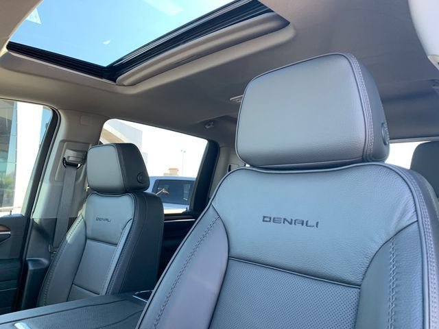 New 2026 GMC Sierra 3500 Denali w/ Denali Reserve Package AWD/4WD image 24