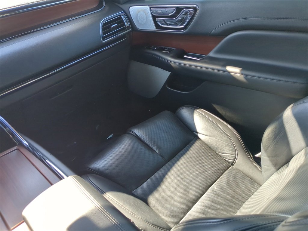 Certified 2021 Lincoln Navigator Reserve image 14