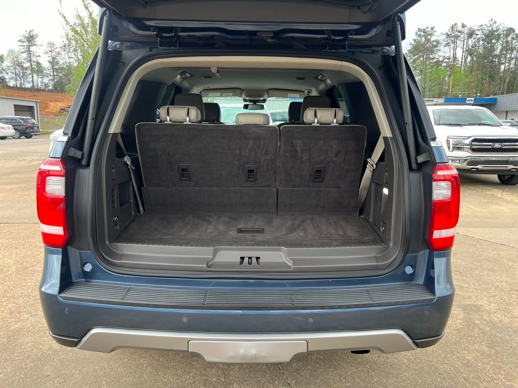 Used 2018 Ford Expedition XLT w/ Equipment Group 202A image 19