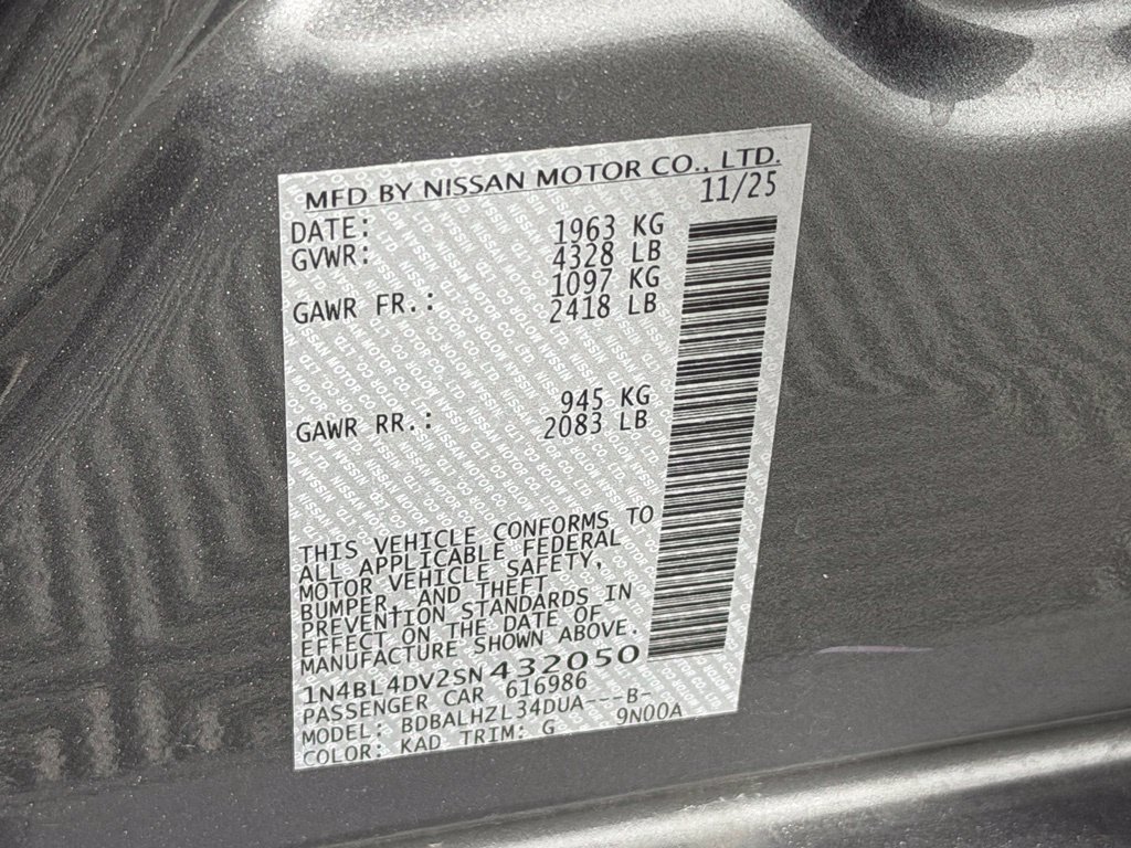 Used 2025 Nissan Altima 2.5 SV FWD image 22