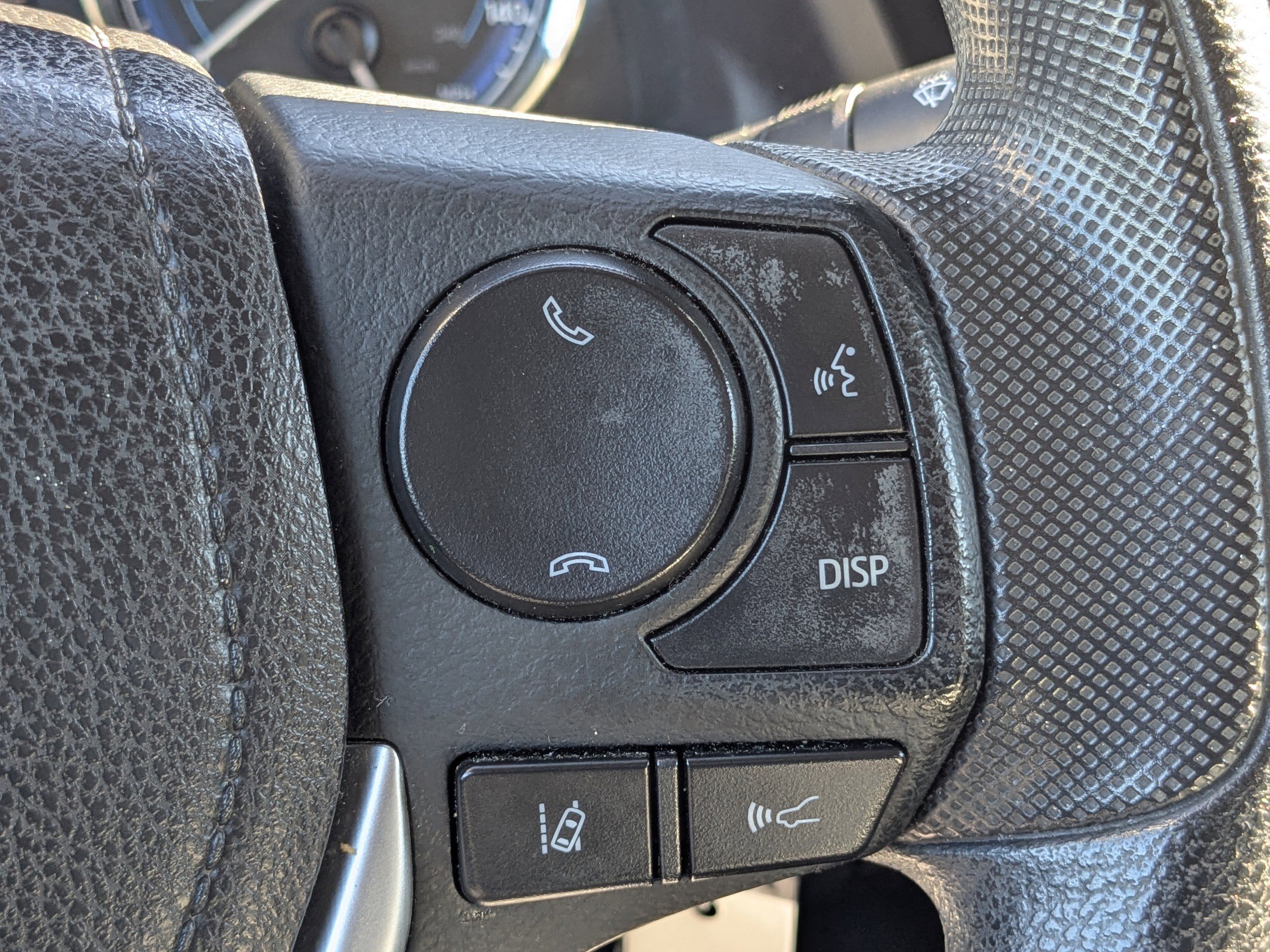 Used 2017 Toyota Corolla LE image 23