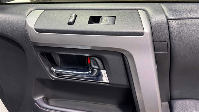 Used 2022 Toyota 4Runner SR5 image 12