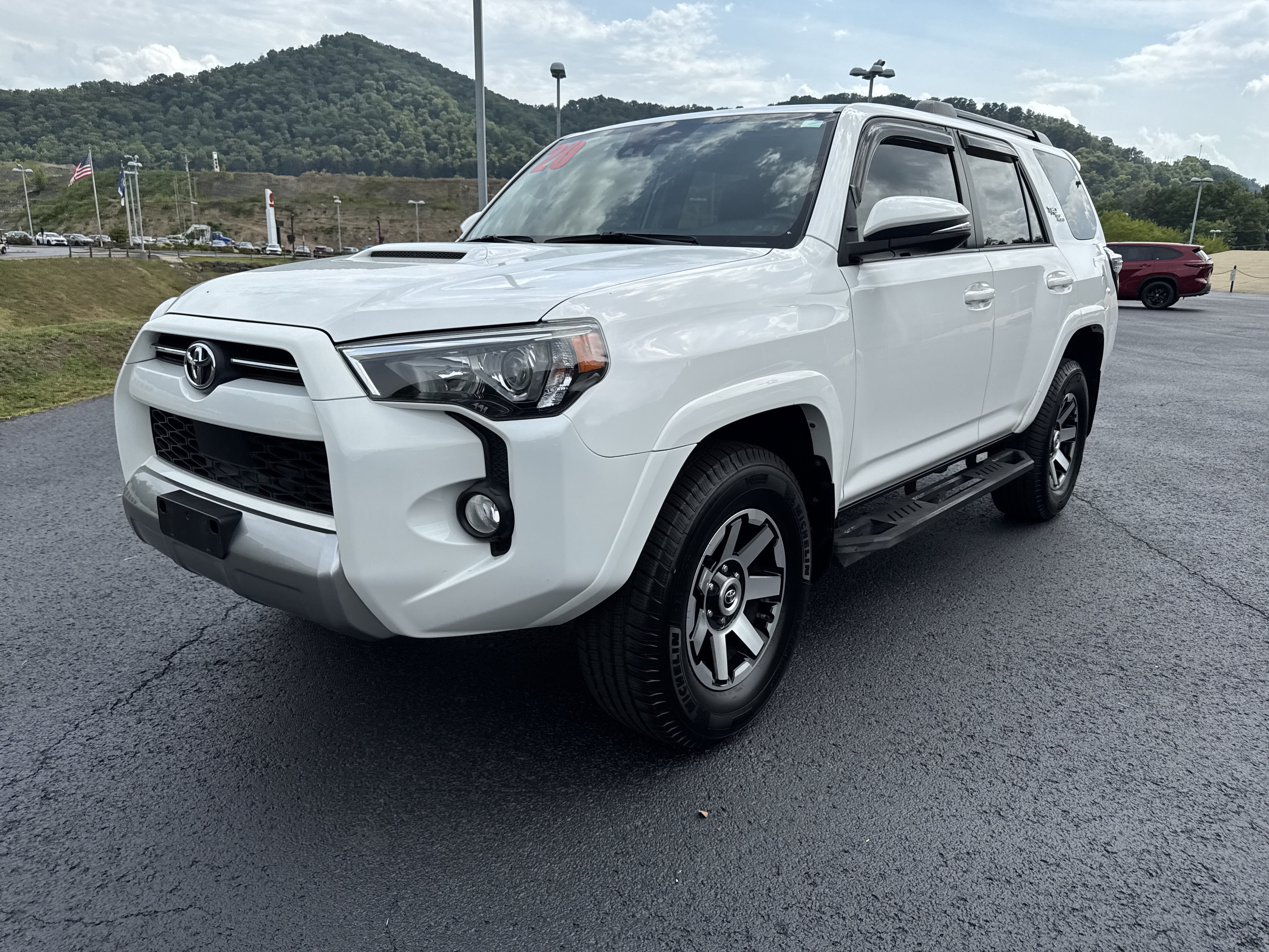 Used 2020 Toyota 4Runner TRD Off-Road Premium w/ Moonroof Package AWD/4WD image 3