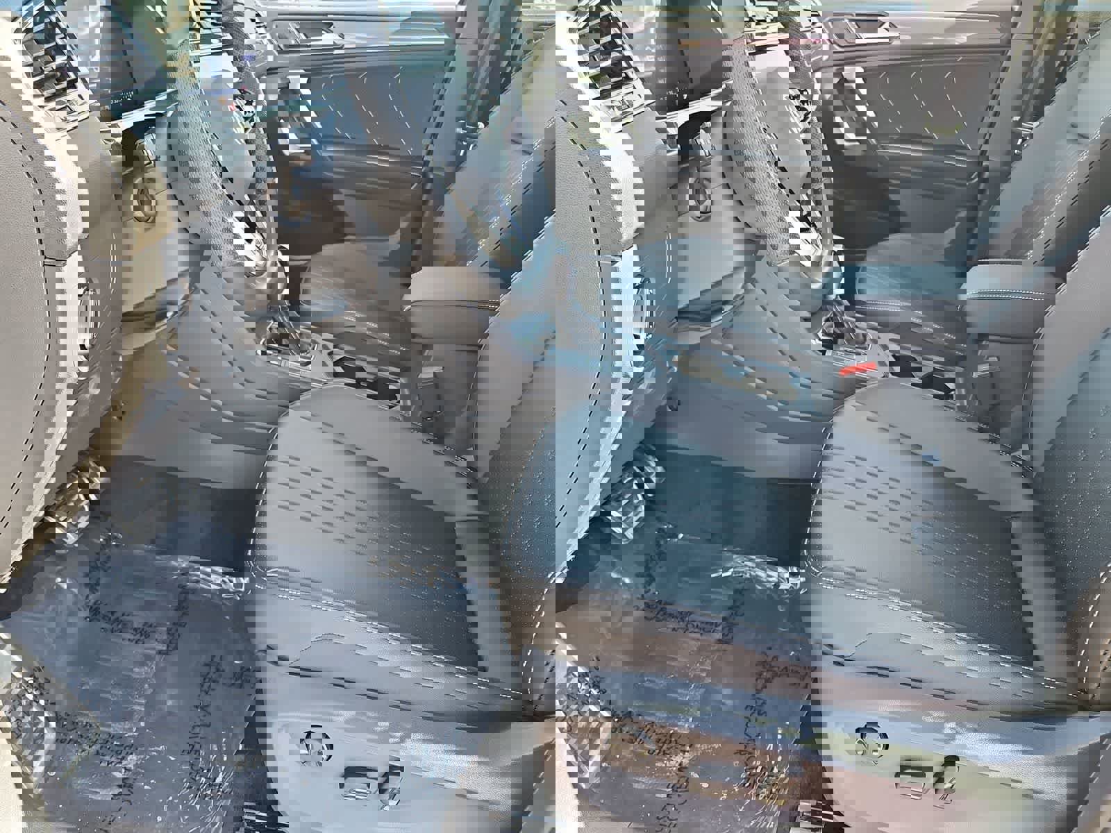 Used 2024 Volkswagen Tiguan SE R-Line image 17