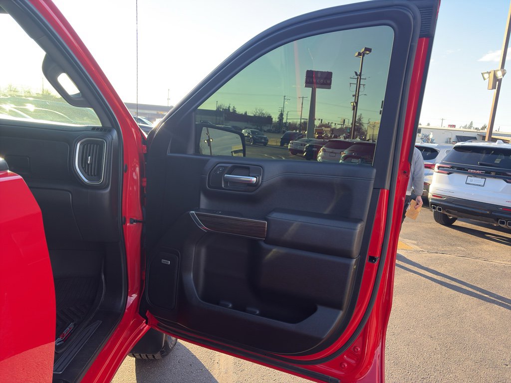 Used 2021 Chevrolet Silverado 1500 LT Trail Boss w/ LT Trail Boss Premium Package AWD/4WD image 18