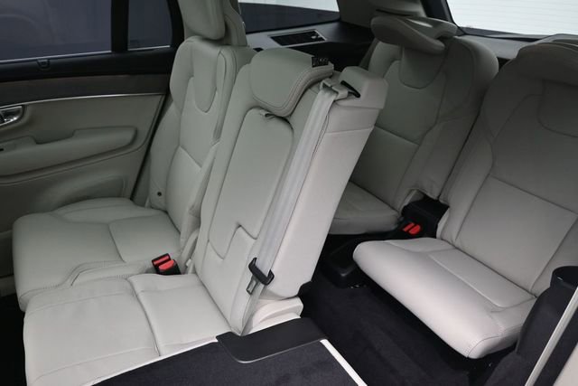Certified 2026 Volvo XC90 T8 Ultra w/ Protection Package Premier AWD/4WD image 22
