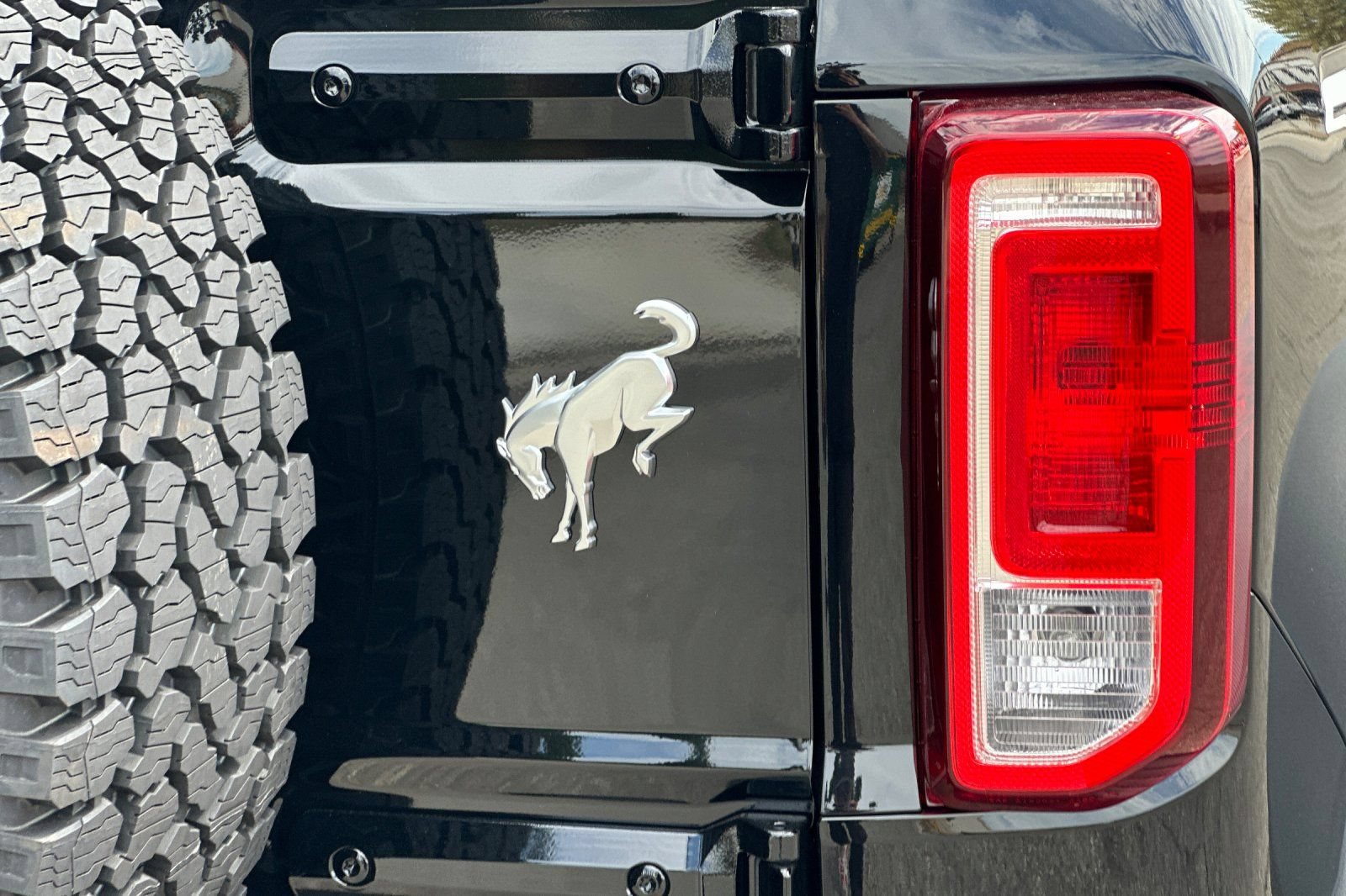 New 2026 Ford Bronco Heritage Edition AWD/4WD image 27