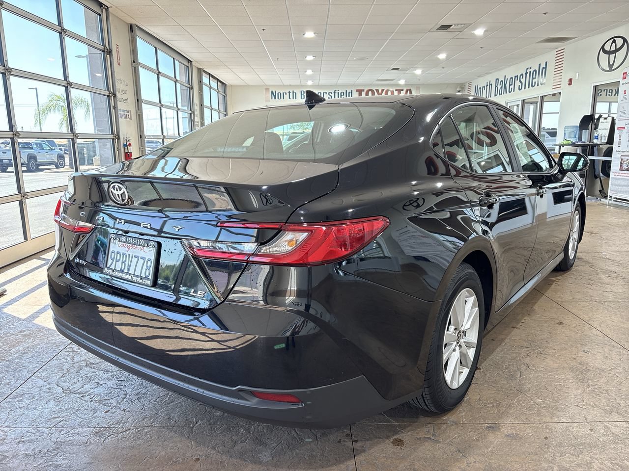 Used 2025 Toyota Camry LE FWD image 2