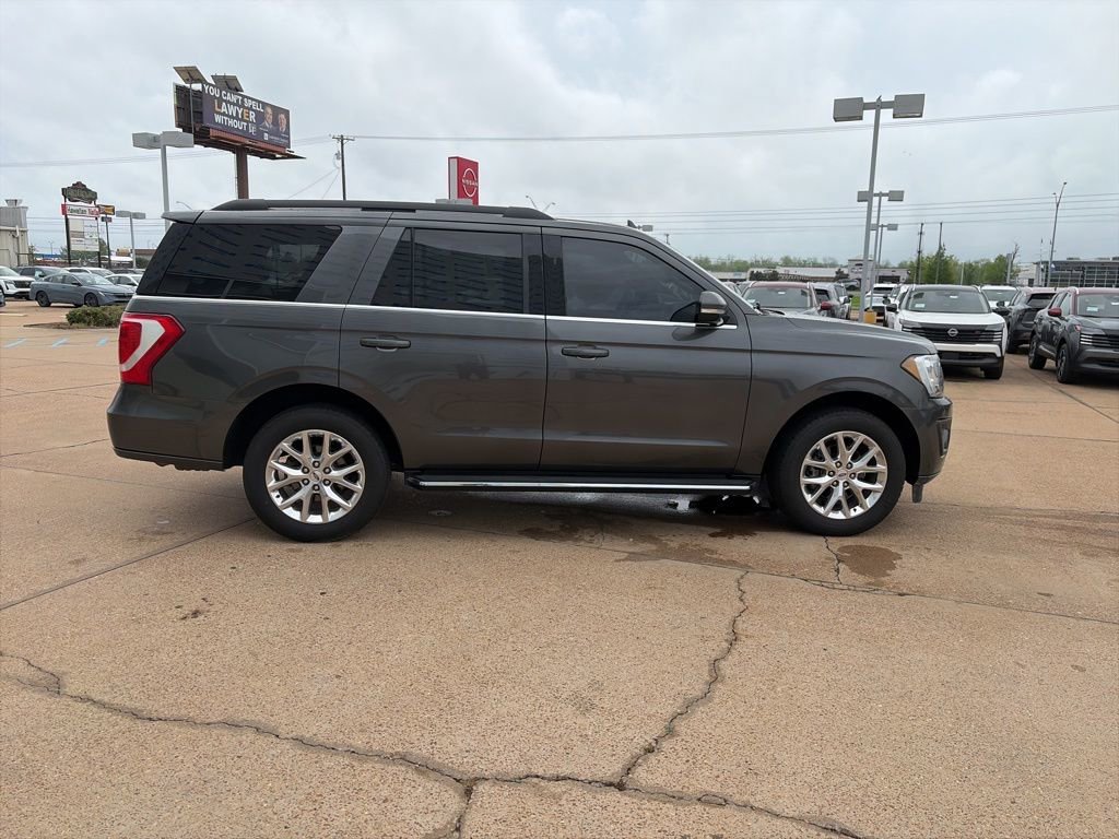 Used 2021 Ford Expedition XLT image 5