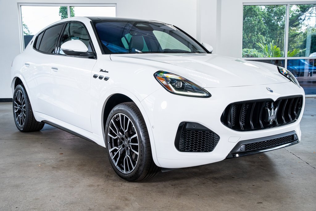 Used 2023 Maserati Grecale Modena image 4