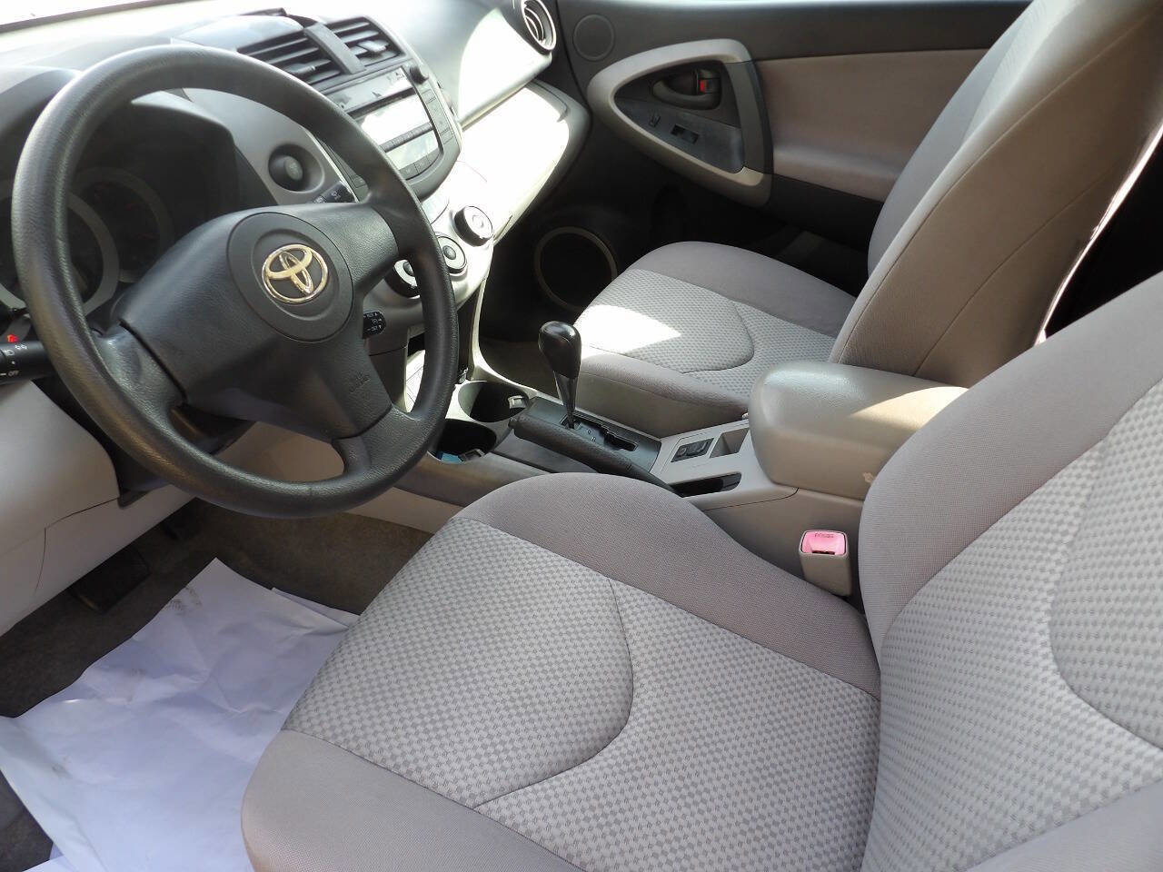 Used 2006 Toyota RAV4 2WD image 21