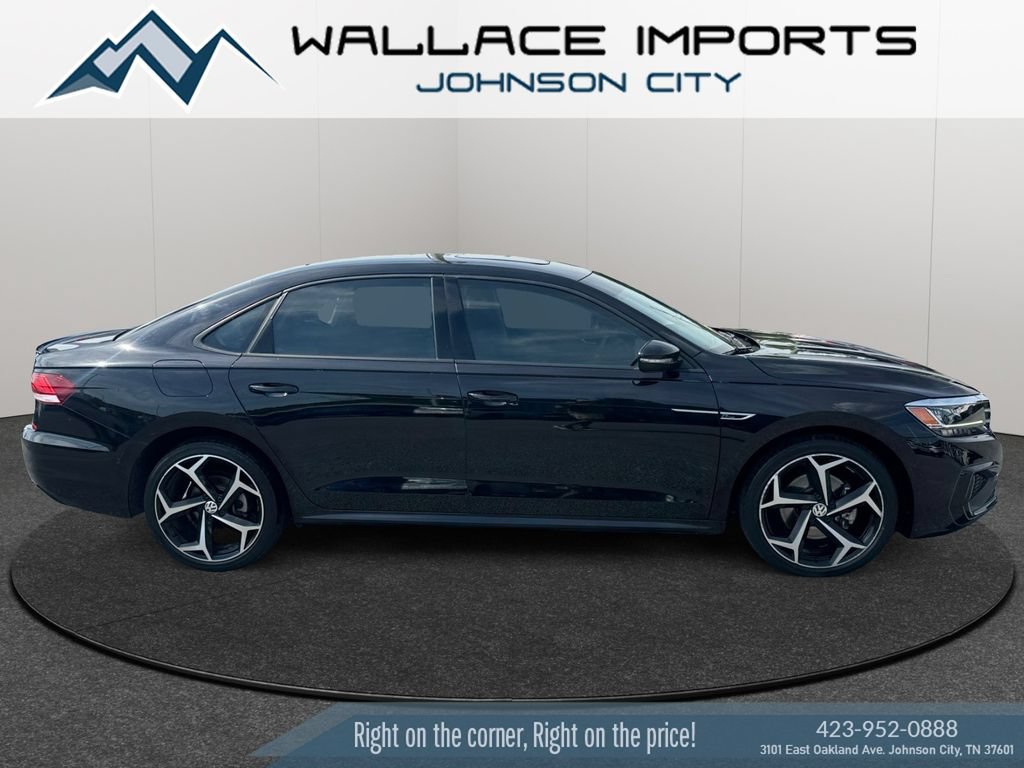 Used 2020 Volkswagen Passat 2.0T R-Line FWD image 6