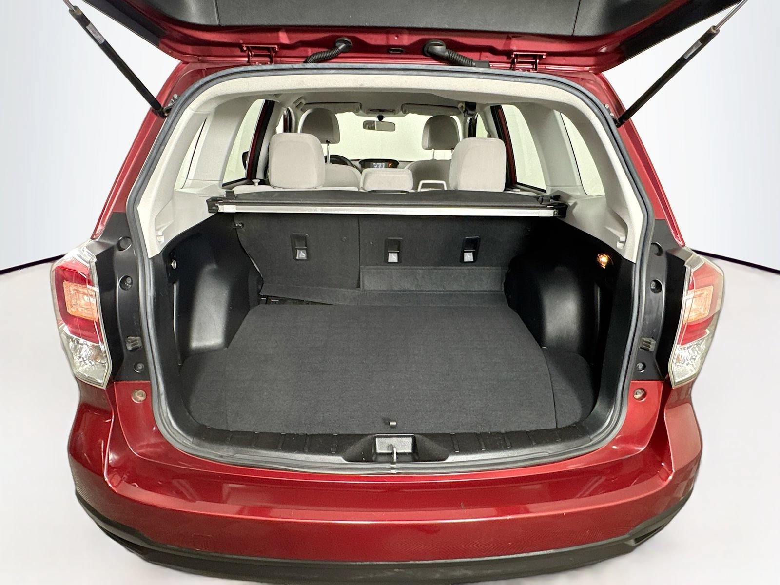 Used 2018 Subaru Forester 2.5i AWD/4WD image 23