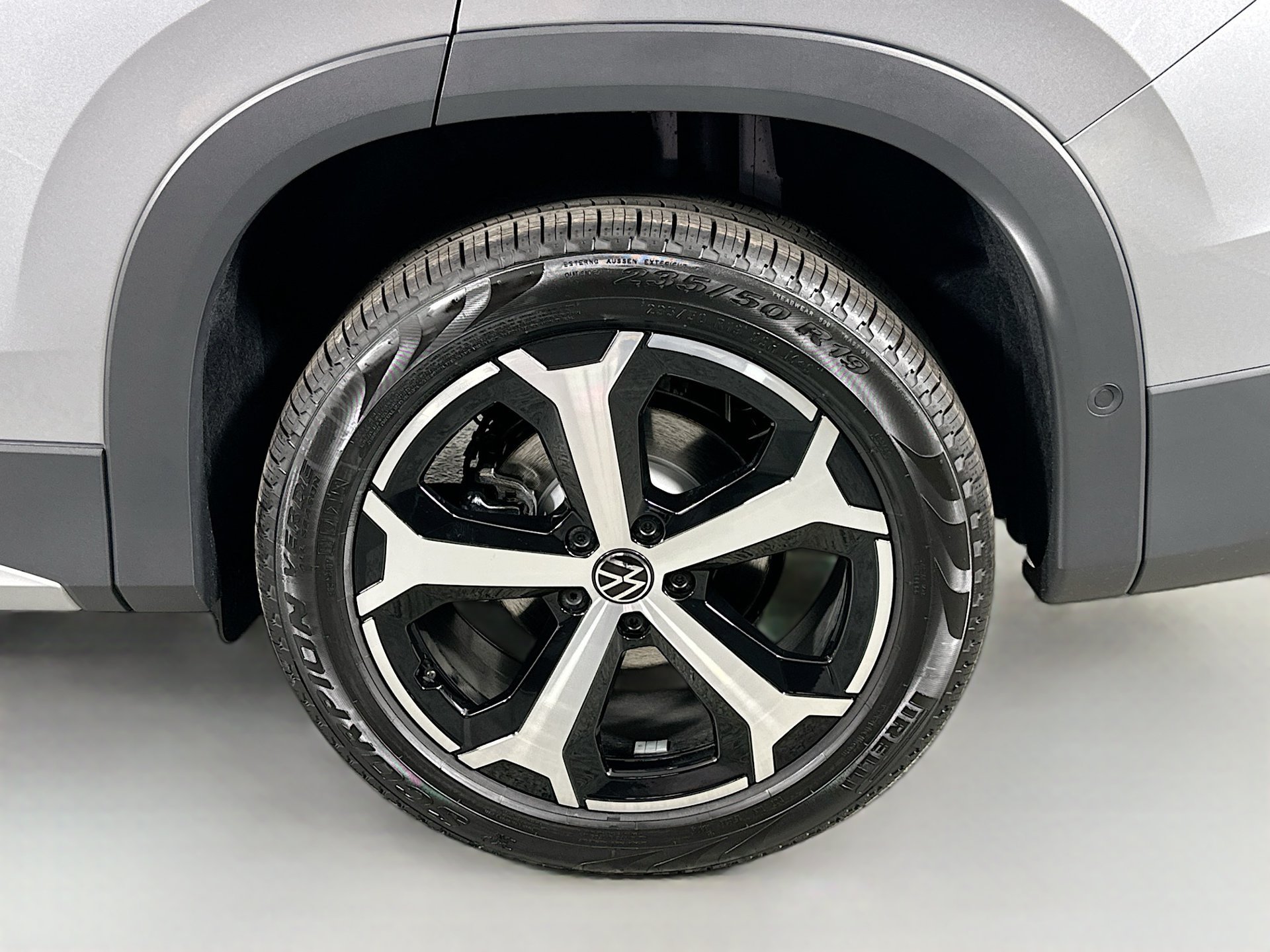 Certified 2026 Volkswagen Tiguan SE AWD/4WD image 28