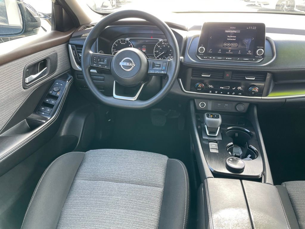 Certified 2022 Nissan Rogue SV FWD image 10