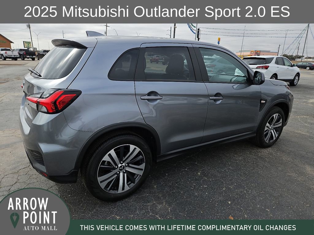 Used 2025 Mitsubishi Outlander Sport ES image 12