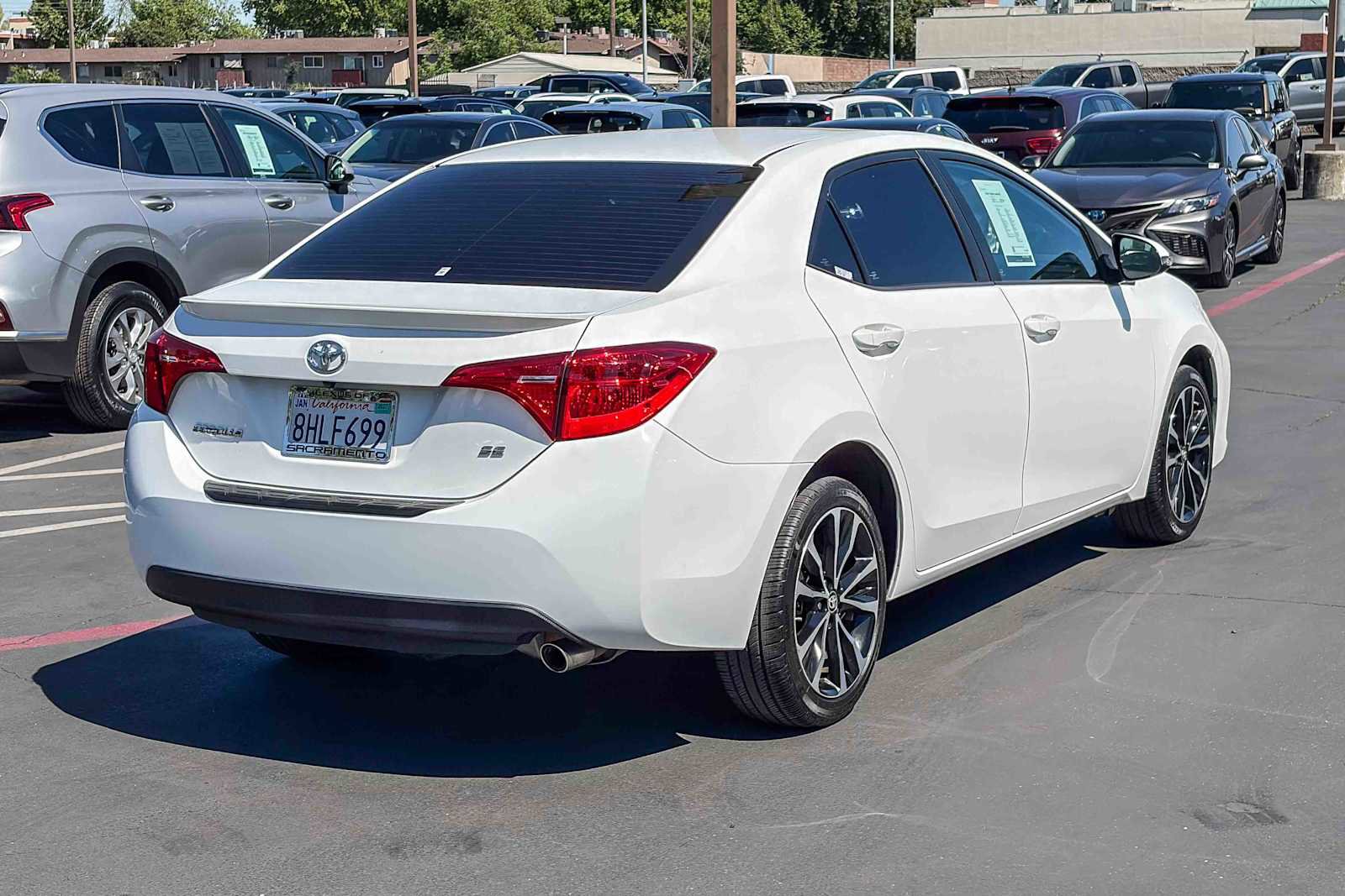 Used 2019 Toyota Corolla SE w/ Carpet Mat Package (TMS) image 4