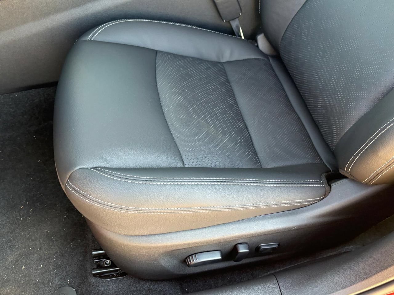 New 2026 Nissan Altima 2.5 SV FWD image 16