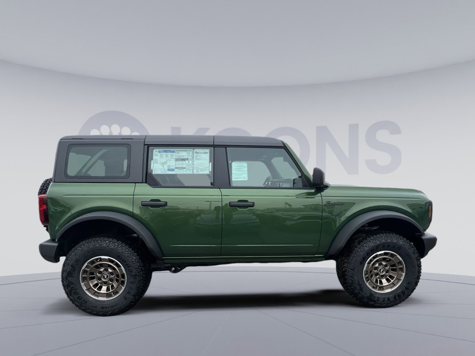 New 2025 Ford Bronco 4-Door AWD/4WD image 8