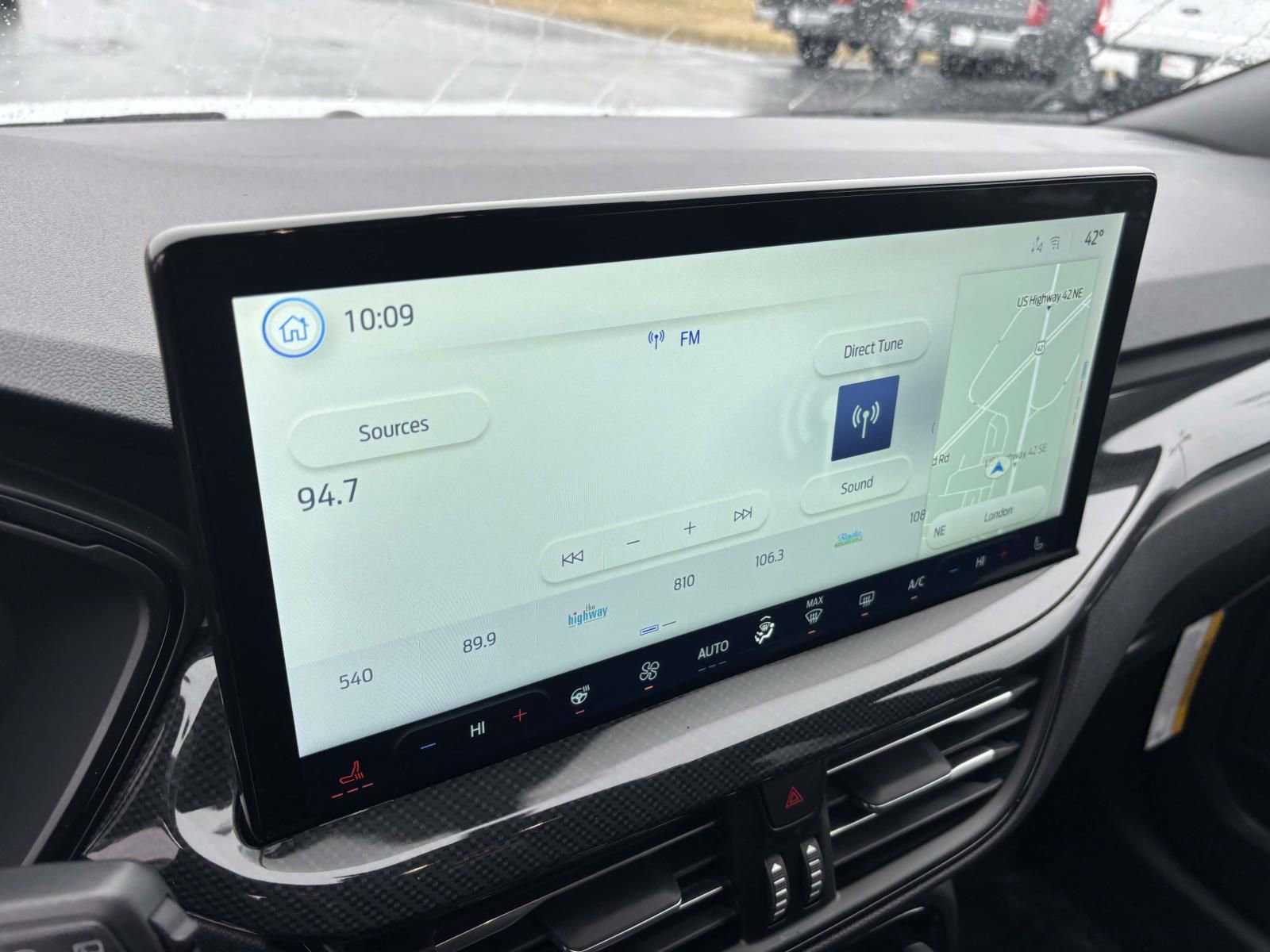 New 2026 Ford Escape ST-Line w/ Tech Pack #1 FWD image 19