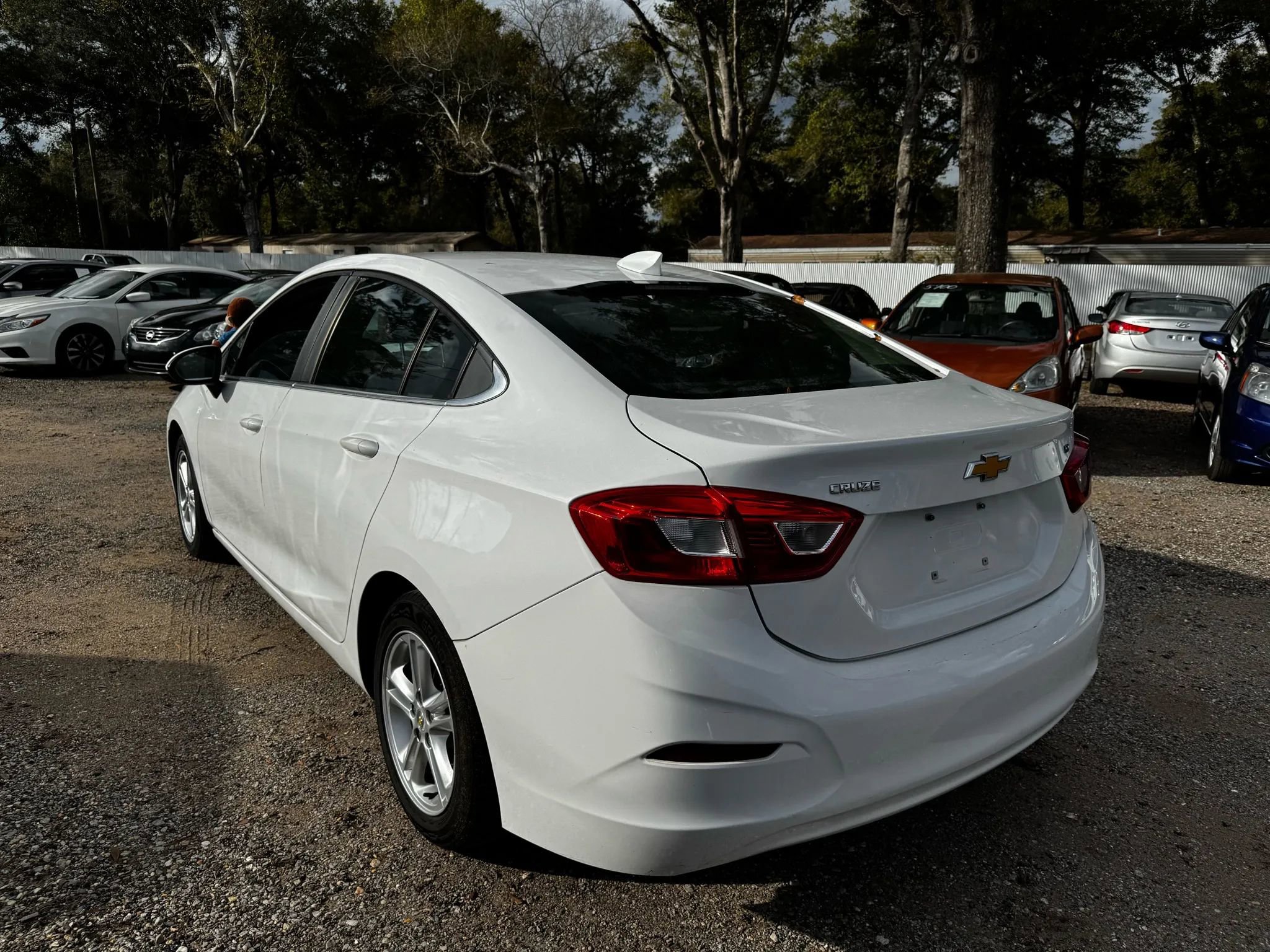 Used 2016 Chevrolet Cruze LT image 3