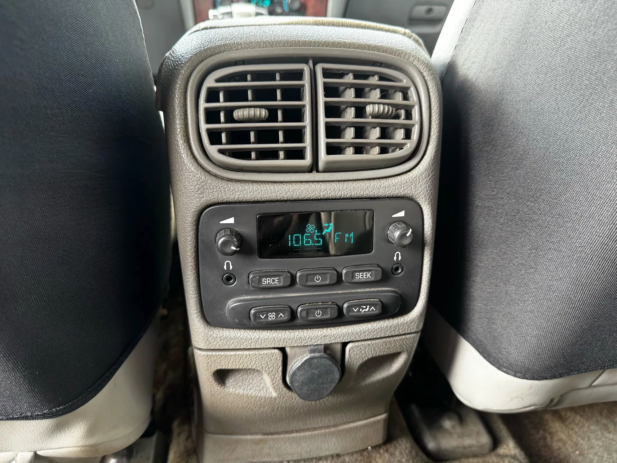 Used 2006 GMC Envoy SLT image 13