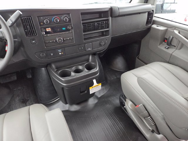 New 2026 GMC Savana 3500 w/ Driver Convenience Package RWD image 22