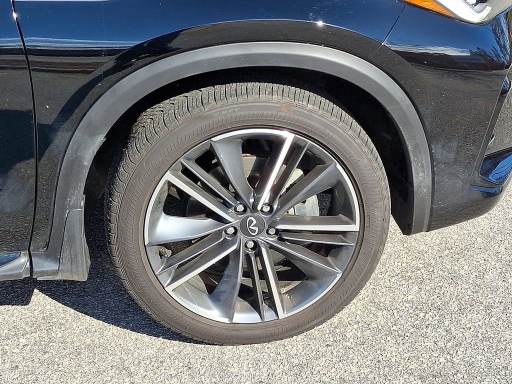 Used 2025 INFINITI QX55 Essential image 8