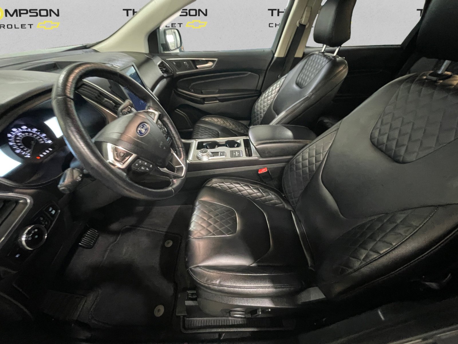 Used 2023 Ford Edge Titanium image 9