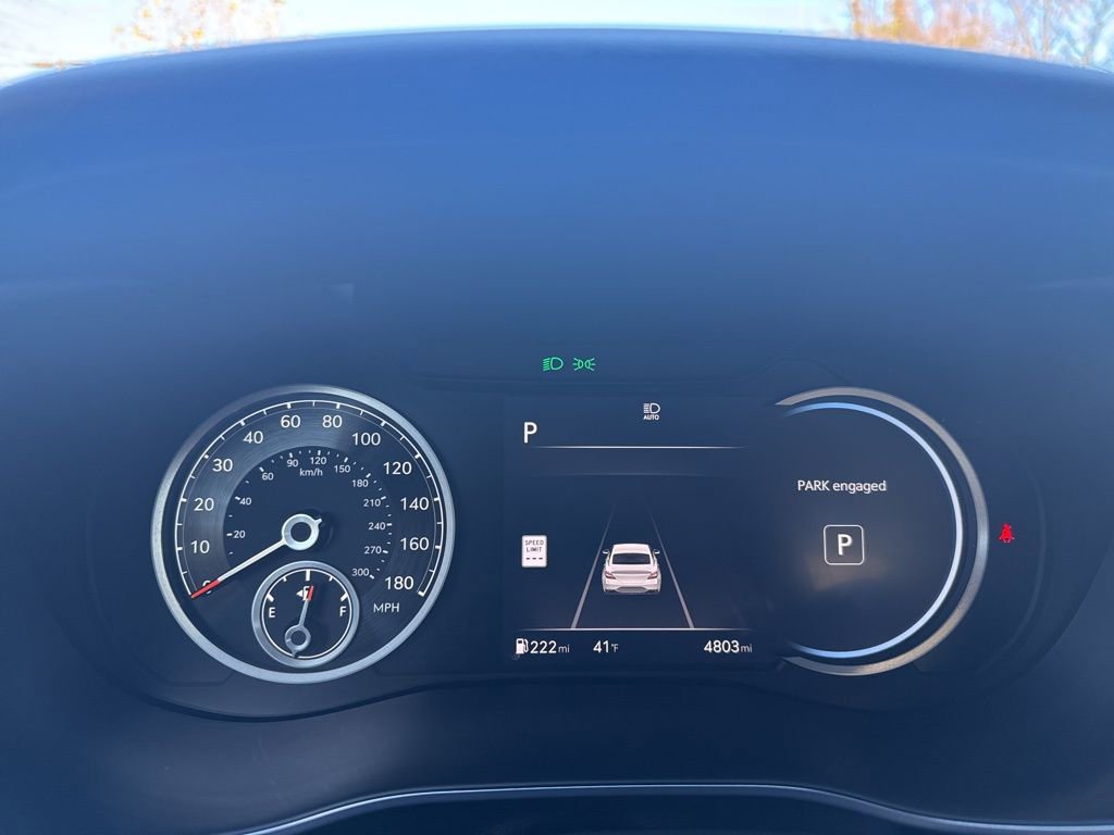 New 2025 Genesis G70 2.5T image 18