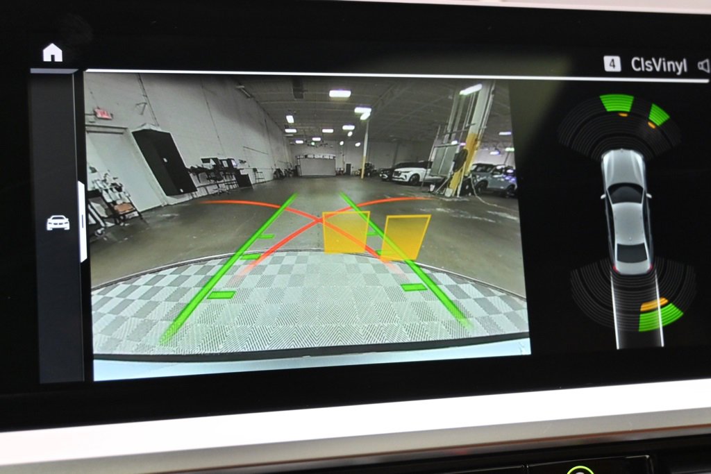 Used 2022 BMW 330i xDrive Sedan w/ Driving Assistance Package image 28