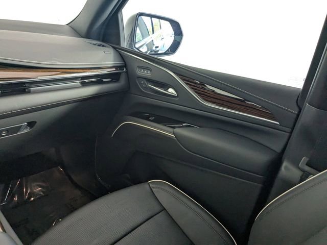 Used 2023 Cadillac Escalade ESV Premium Luxury AWD/4WD image 37