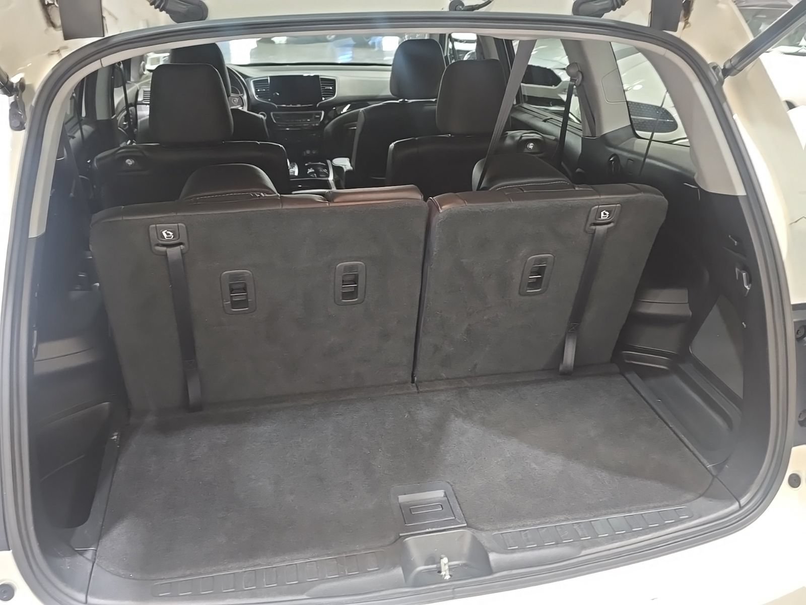 Used 2019 Honda Pilot Touring image 12
