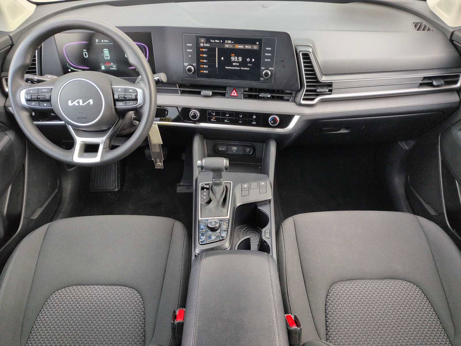 Used 2025 Kia Sportage LX image 15