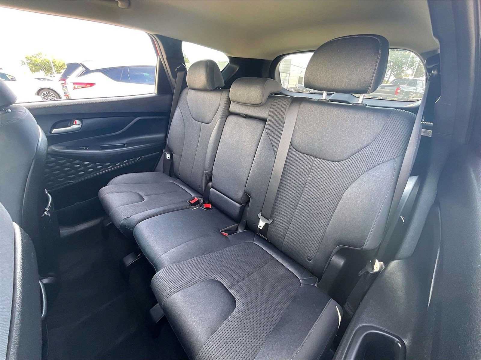 Used 2020 Hyundai Santa Fe SEL FWD image 29