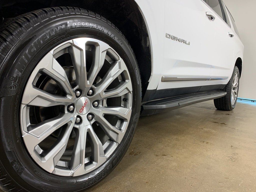 Used 2022 GMC Yukon XL Denali image 40
