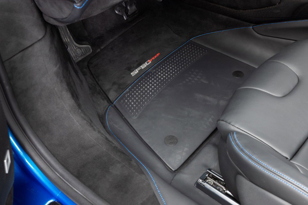 Certified 2024 Ferrari SF90 Spider image 63