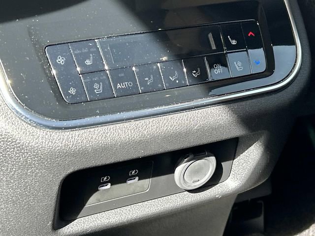 Certified 2025 INFINITI QX80 Sensory image 25