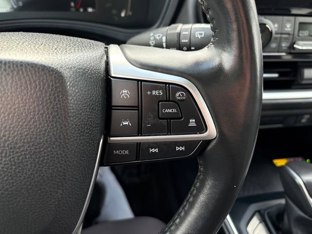 Used 2024 Toyota Grand Highlander XLE image 12