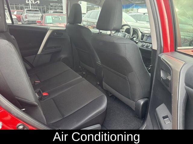 Used 2015 Toyota RAV4 LE image 7