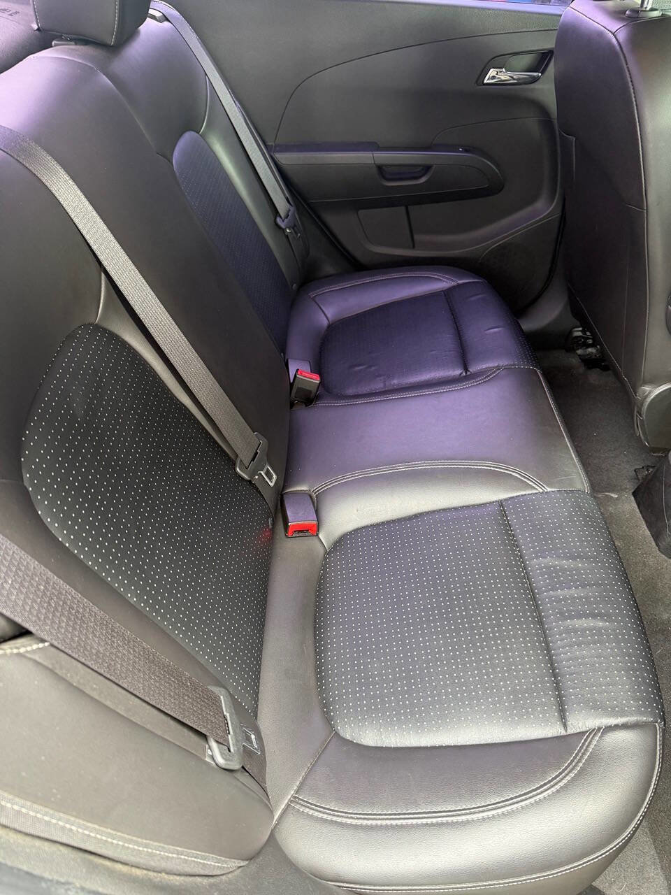 Used 2015 Chevrolet Sonic LTZ image 30